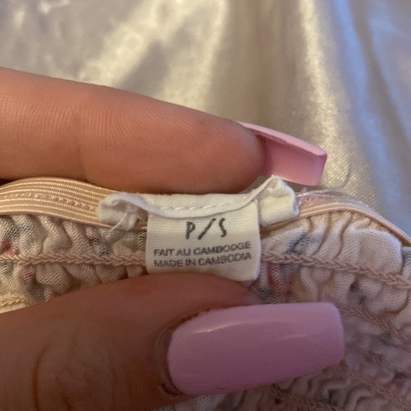 GARAGE FITTED CROP TOP SIZE SMALL - Picture 4 of 5